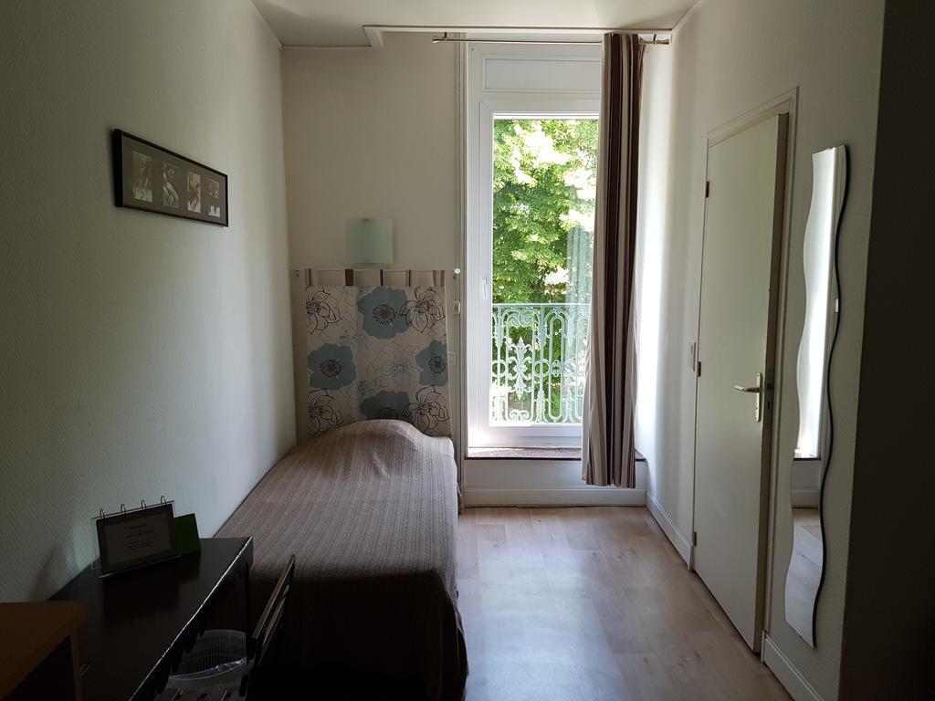 Hotel Des Poetes Avec Parking Sur Reservation ベジエ エクステリア 写真